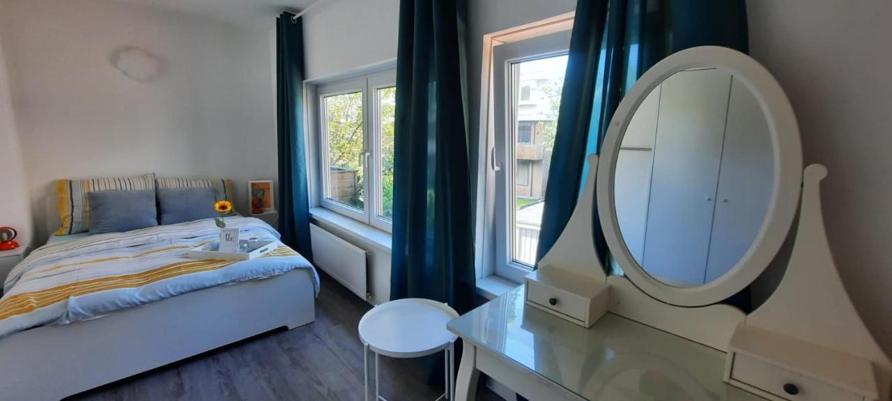 Sunny Guesthouse Amsterdam Exterior photo